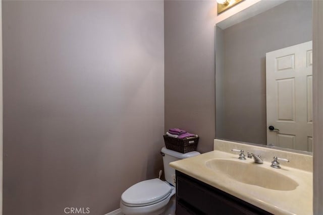 1515 Indiana Ave, South Pasadena, CA 91030 - half bathroom featuring toilet and vanity