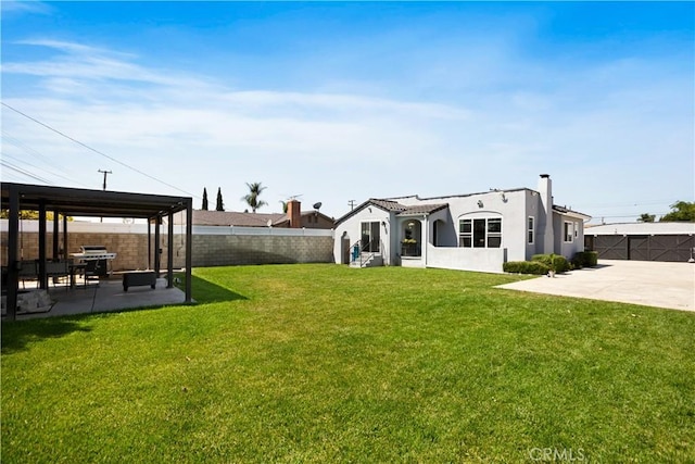 15952 Norcrest Dr, Whittier, CA 90604 - view of yard with a patio