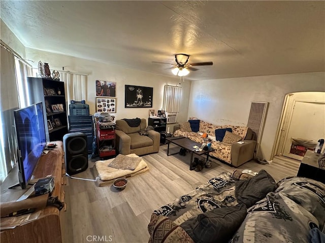 332 S Spring St, Blythe, CA 92225 - living area featuring wood finished floors and a ceiling fan