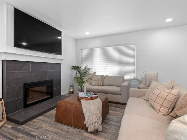 1914 Radford St, Oceanside, CA 92056 - living area featuring a tile fireplace, wood finished floors, and recessed lighting