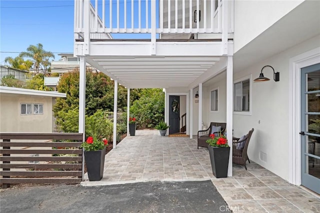 135 High Dr, Laguna Beach, CA 92651 - view of patio / terrace