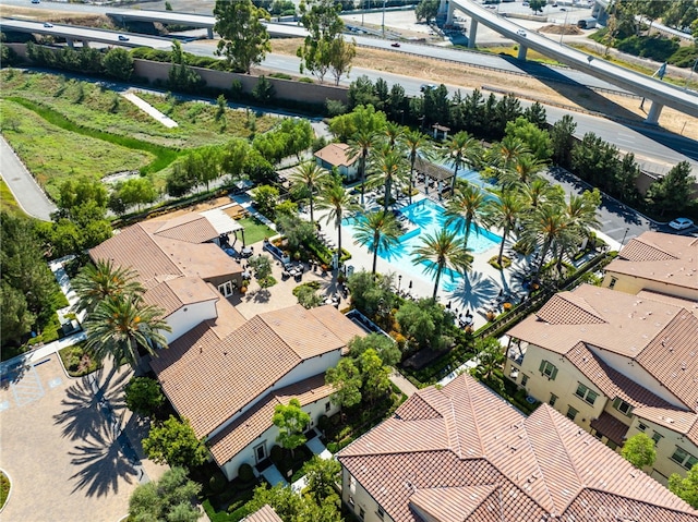 223 Carlow, Irvine, CA 92618 - bird's eye view of a pool area
