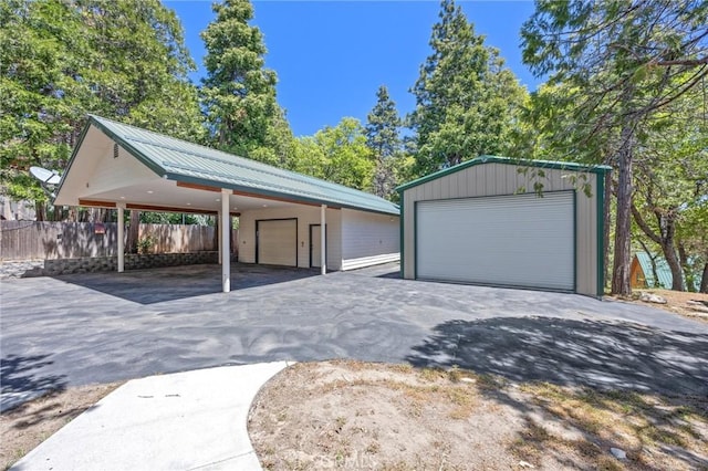 10820 Bonita Way, Wofford Heights, CA 93285 - garage featuring a garage