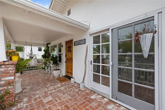 206 S Wisconsin St, Fallbrook, CA 92028 - view of porch