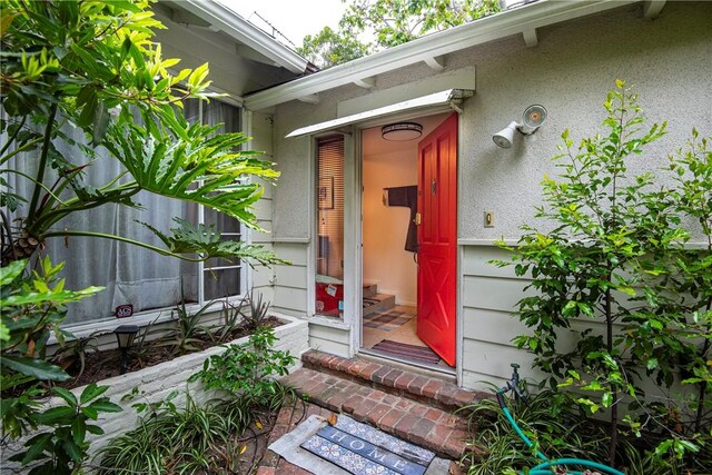 1731 Roscomare Rd, Los Angeles, CA 90077 - view of exterior entry with stucco siding