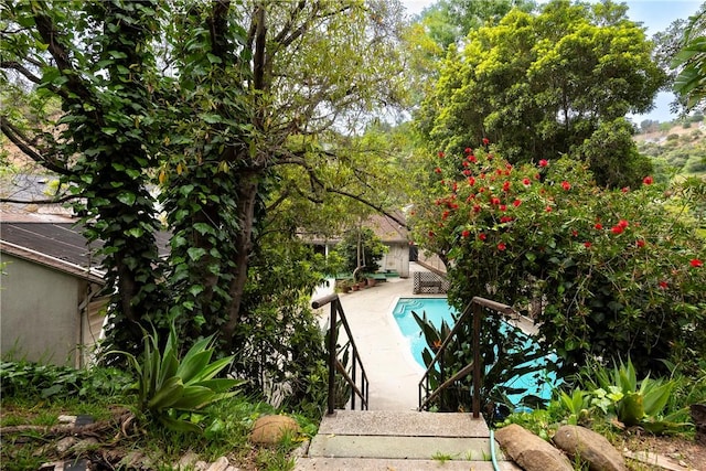 1731 Roscomare Rd, Los Angeles, CA 90077 - view of swimming pool