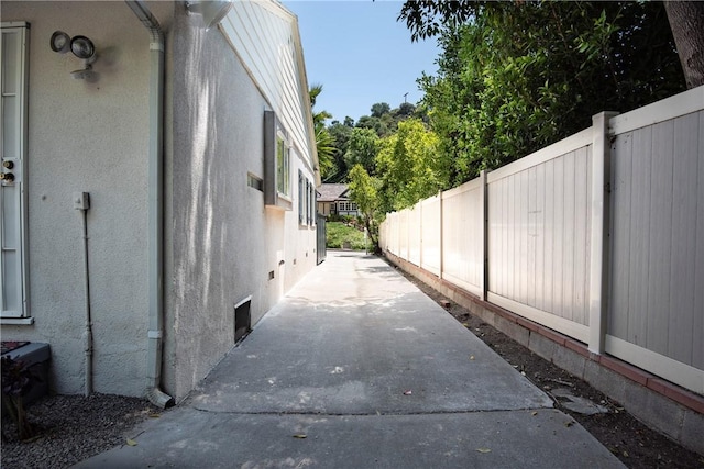 1731 Roscomare Rd, Los Angeles, CA 90077 - photo 47
