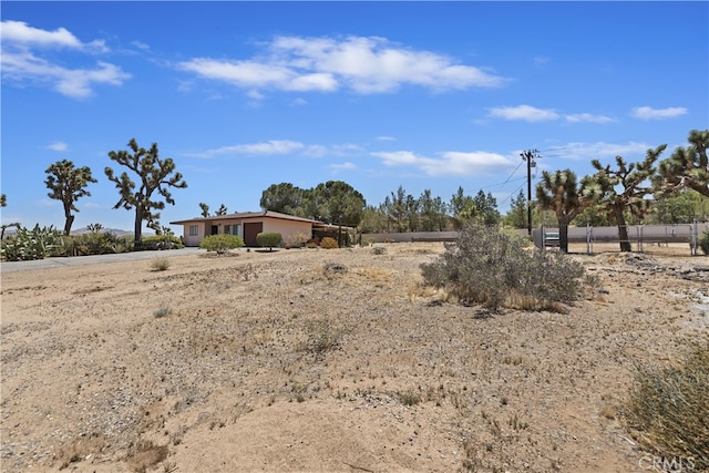 56287 Navajo Trl, Yucca Valley, CA 92284 - view of yard