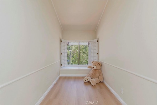28012 Ridgeforest Ct, Rancho Palos Verdes, CA 90275 - empty room featuring wood finished floors and baseboards