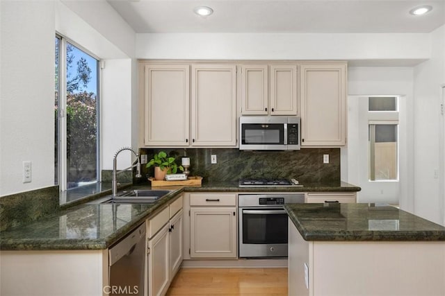 32147 Corte Florecita, Temecula, CA 92592 - photo 16