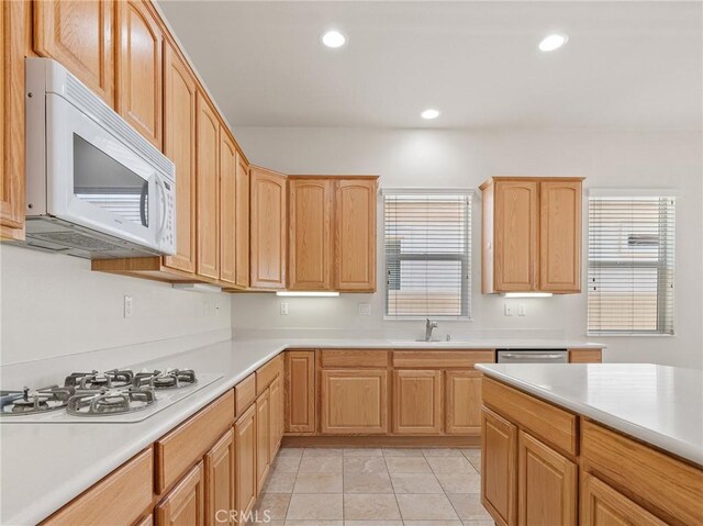 19301 Galloping Hill Rd, Apple Valley, CA 92308 - photo 9