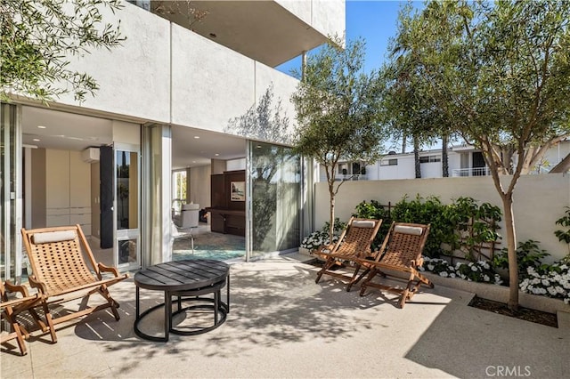 741 Avocado Ave Unit 101, Corona Del Mar, CA 92625 - view of patio