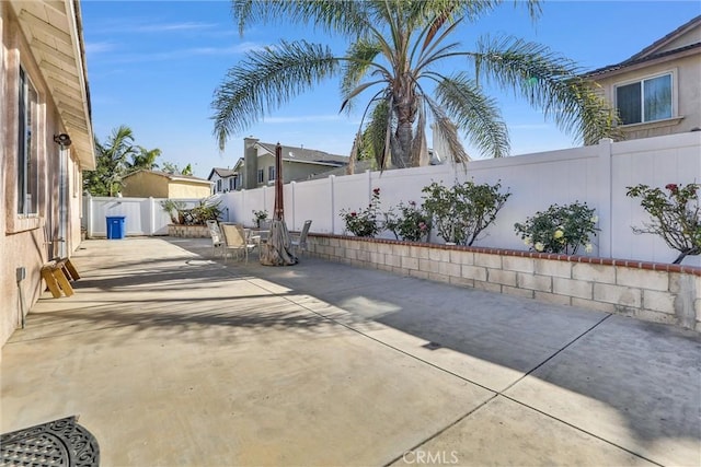 62 Rio Grande St, Fillmore, CA 93015 - fenced backyard featuring outdoor dining space and a patio area