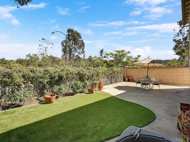 11615 Trailbrook Ln, San Diego, CA 92128 - view of yard featuring a patio area