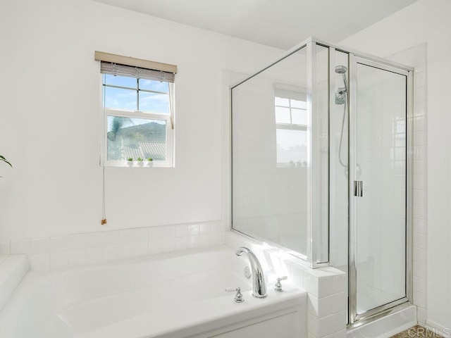 11615 Trailbrook Ln, San Diego, CA 92128 - full bath featuring a shower stall and a bath