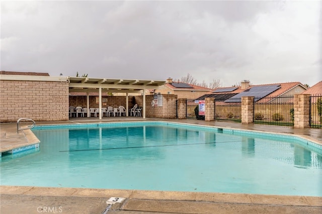 44156 30th St W, Lancaster, CA 93536 - community pool with a patio