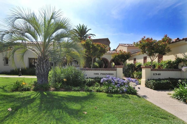 2386 Lapis Rd, Carlsbad, CA 92009 - community sign featuring a yard