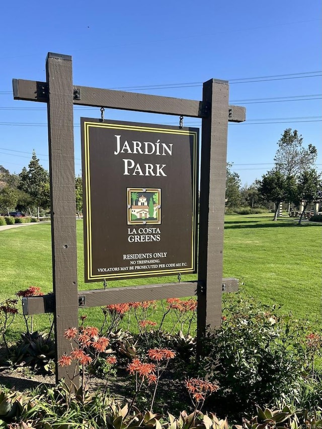 2386 Lapis Rd, Carlsbad, CA 92009 - community / neighborhood sign featuring a lawn