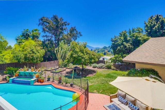 10509 Challenge Blvd, La Mesa, CA 91941 - view of swimming pool featuring an in-ground hot tub, a patio area, and a mountain view