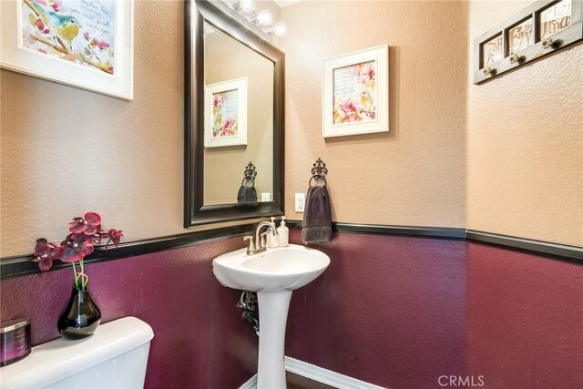 15190 Fox Ridge Dr, Fontana, CA 92336 - bathroom with toilet
