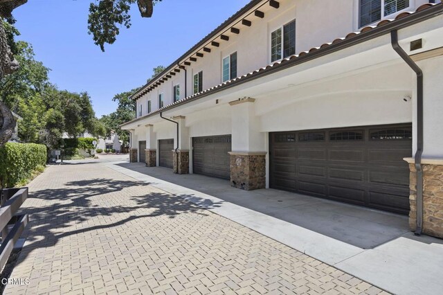 3236 Royal Oaks Dr Unit 5, Thousand Oaks, CA 91362 - view of road