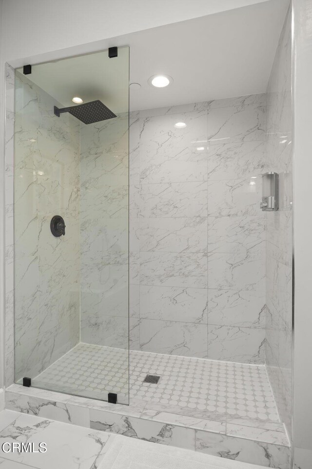 3236 Royal Oaks Dr Unit 5, Thousand Oaks, CA 91362 - full bath featuring a marble finish shower, recessed lighting, and marble finish flooring