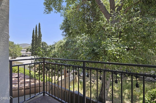 3236 Royal Oaks Dr Unit 5, Thousand Oaks, CA 91362 - balcony with a mountain view