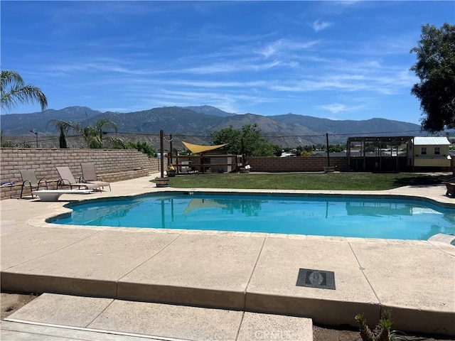 25886 Faircrest Cir, Hemet, CA 92544 - view of pool with a mountain view and a patio