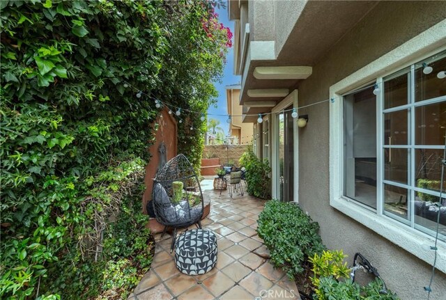3667 Hawks Dr, Brea, CA 92823 - view of patio / terrace