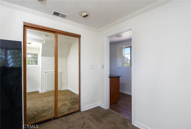 36055 Maddalena Rd, Winchester, CA 92596 - hallway with carpet flooring, healthy amount of natural light, crown molding, and baseboards