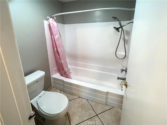 5460 White Oak Ave Unit G210, Encino, CA 91316 - bathroom featuring shower / tub combo with curtain, toilet, and tile patterned flooring