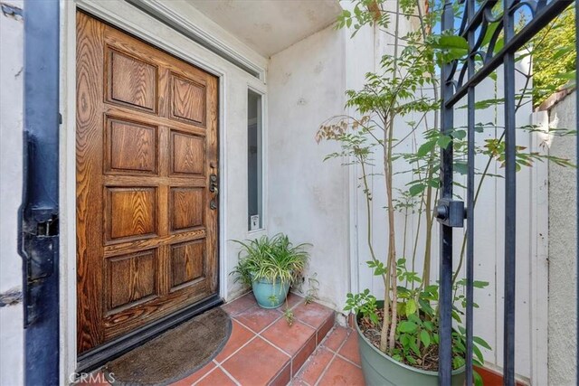 377 Roycroft Ave, Long Beach, CA 90814 - view of doorway to property