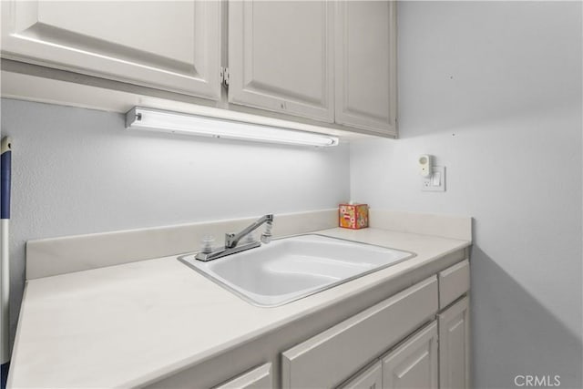 171 Yale Dr, Rancho Mirage, CA 92270 - kitchen with a sink and light countertops