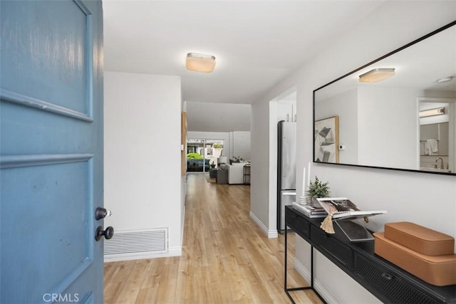 4 Dogwood N, Irvine, CA 92612 - foyer featuring light wood-style floors