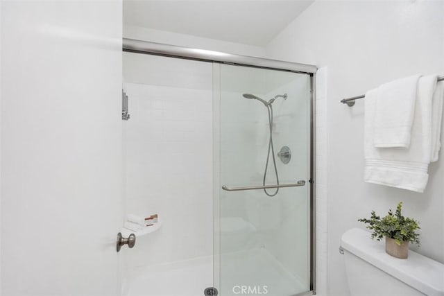 4 Dogwood N, Irvine, CA 92612 - full bathroom with toilet and a shower stall