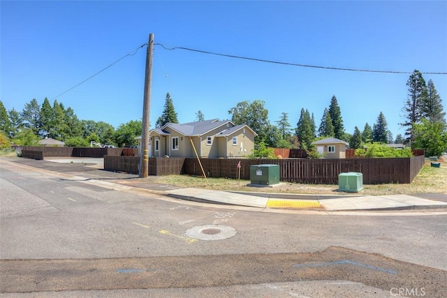 6210 Himmel St, Paradise, CA 95969 - ranch-style house with a fenced front yard