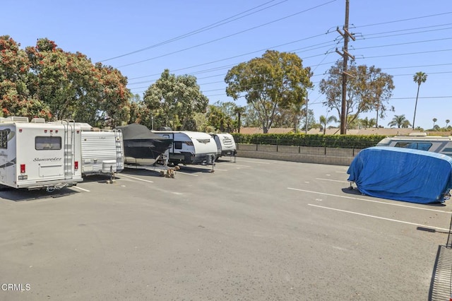 483 Broderick Way, Port Hueneme, CA 93041 - view of uncovered parking lot