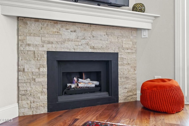 483 Broderick Way, Port Hueneme, CA 93041 - detailed view of a fireplace and wood finished floors
