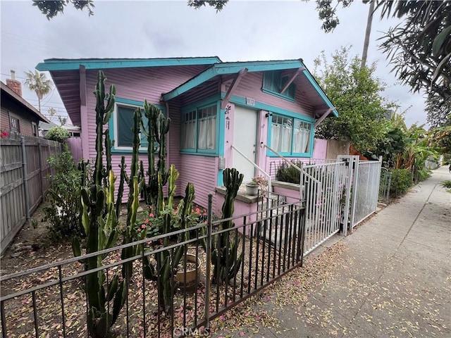 1137 Cabrillo Ave, Venice, CA 90291 - photo 1