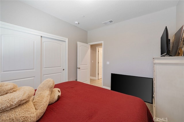 748 Expedition Way W, Madera, CA 93636 - bedroom featuring a closet and baseboards