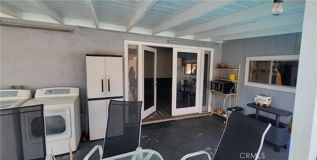 5914 N Rockvale Ave, Azusa, CA 91702 - view of patio / terrace featuring washer and clothes dryer