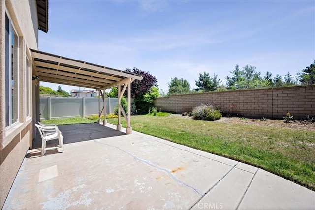 1349 Gordon Ct, Beaumont, CA 92223 - view of patio / terrace