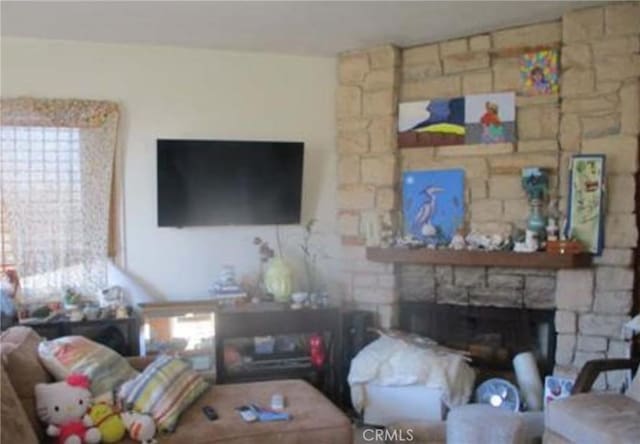 3513 Alma Ave, Manhattan Beach, CA 90266 - living area featuring a stone fireplace