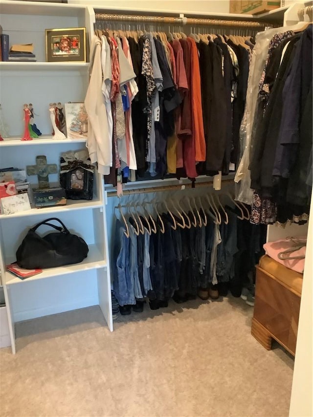 11915 Sagecrest Ct, Corona, CA 92883 - view of walk in closet