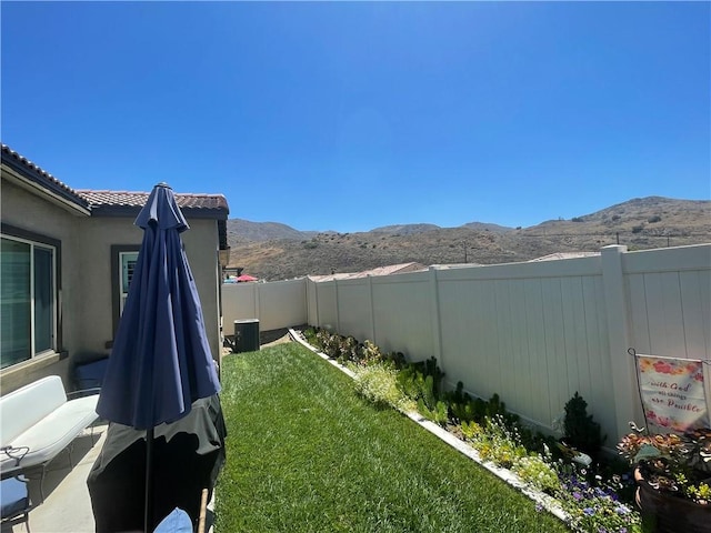 11915 Sagecrest Ct, Corona, CA 92883 - fenced backyard featuring a mountain view