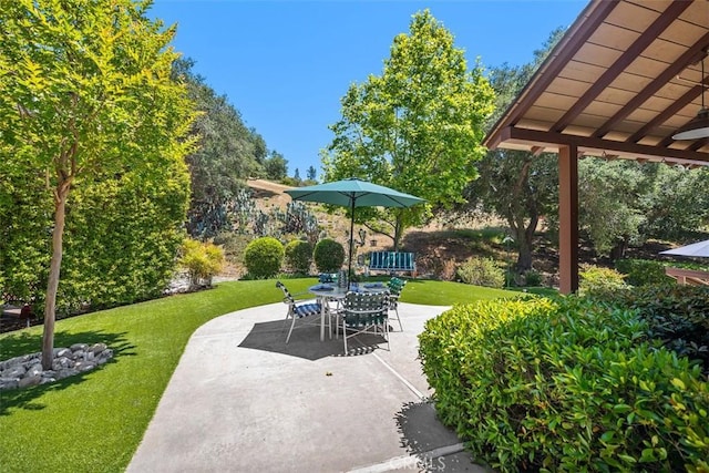 23442 Via Codorniz, Coto De Caza, CA 92679 - view of patio / terrace with outdoor dining space