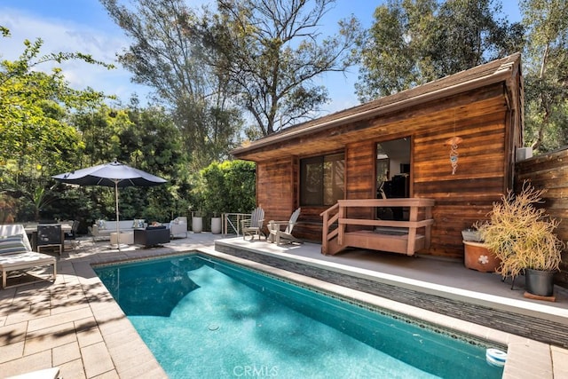 4315 Morro Dr, Woodland Hills, CA 91364 - swimming pool with an outdoor hangout area and a patio area
