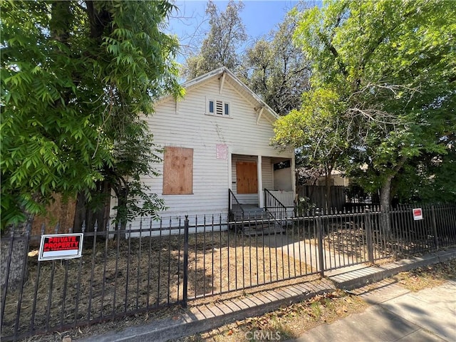 2726 E Washington Ave, Fresno, CA 93701