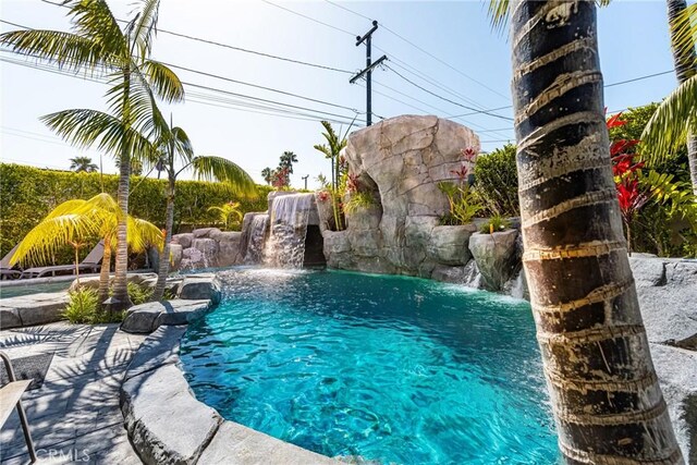 20402 Seven Seas Ln, Huntington Beach, CA 92646 - view of outdoor pool
