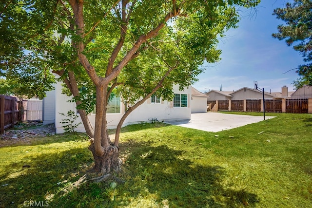 1264 W Etiwanda Ave, Rialto, CA 92376 - rear view of property featuring a patio area and stucco siding